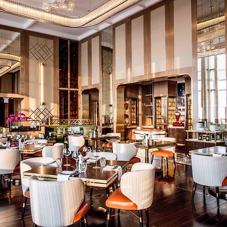 Intercontinental Hanoi Landmark72 By Ihg Exteriör bild