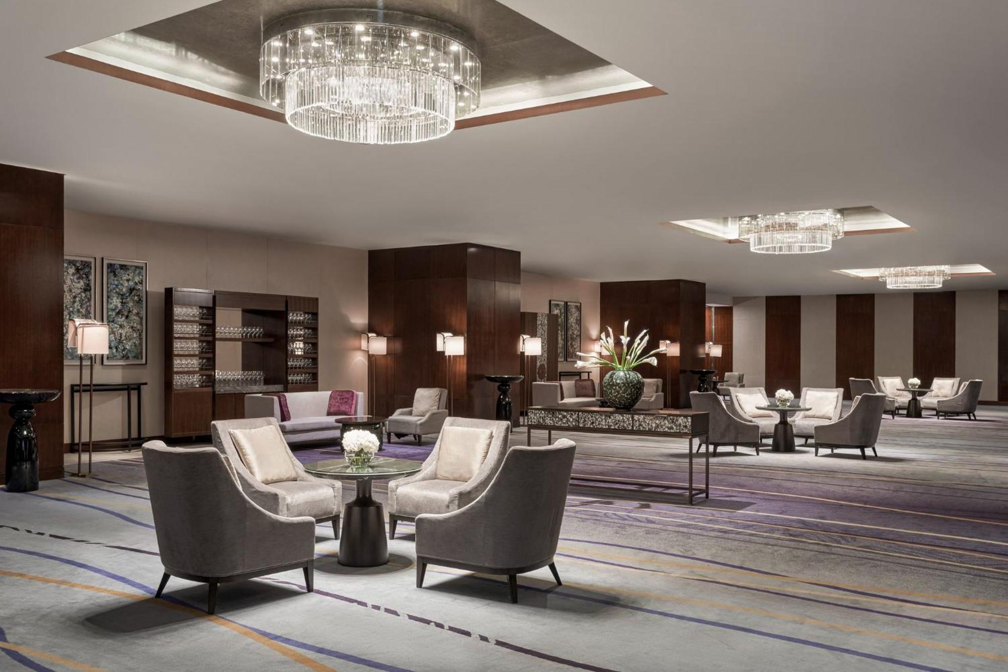 Intercontinental Hanoi Landmark72 By Ihg Exteriör bild