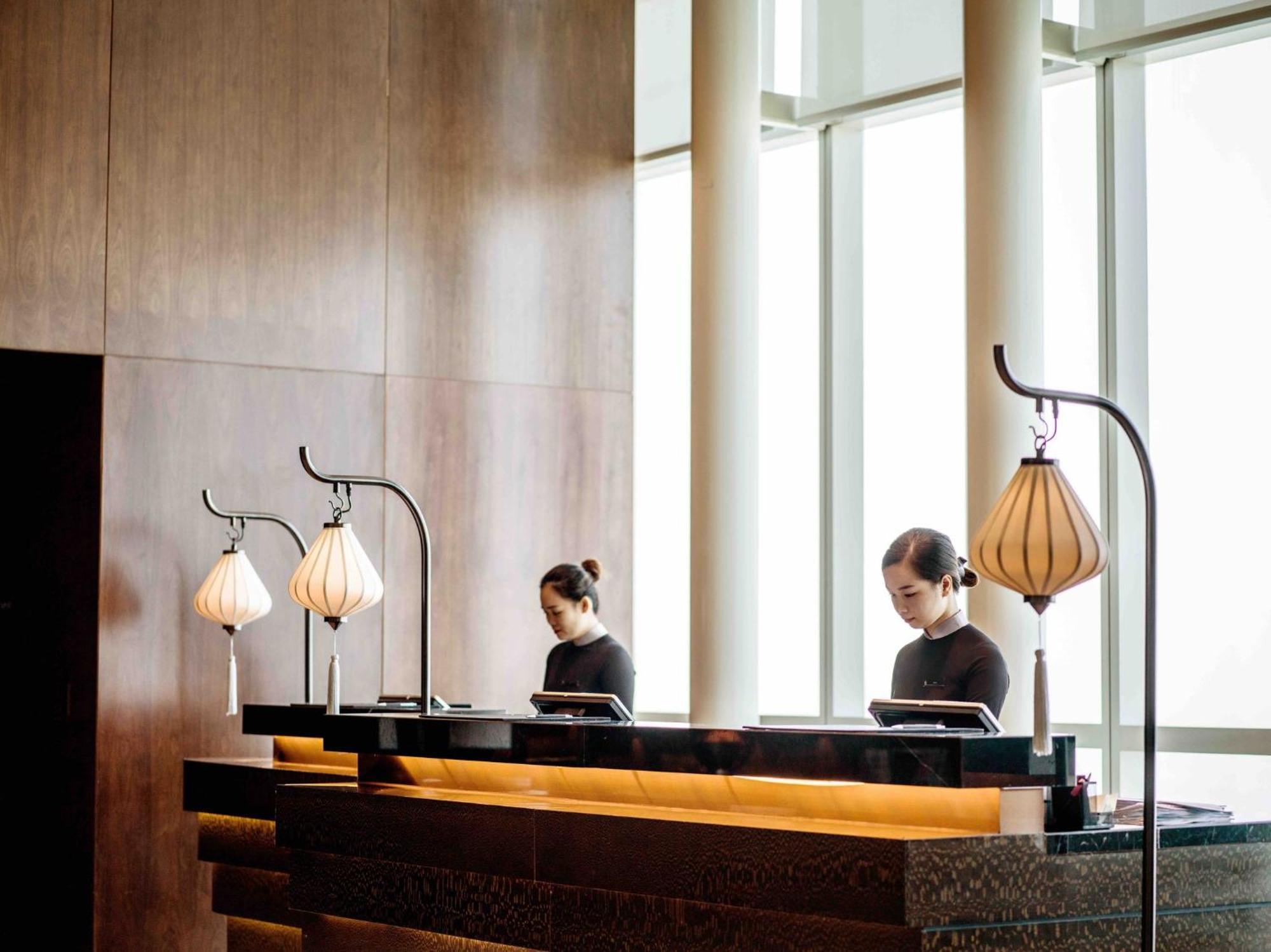 Intercontinental Hanoi Landmark72 By Ihg Exteriör bild